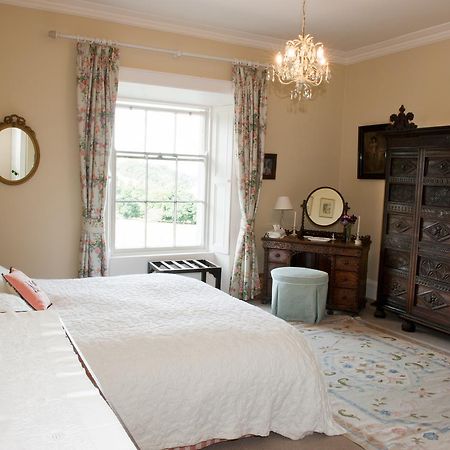 Lough Bawn House Bed & Breakfast Collinstown  Екстериор снимка
