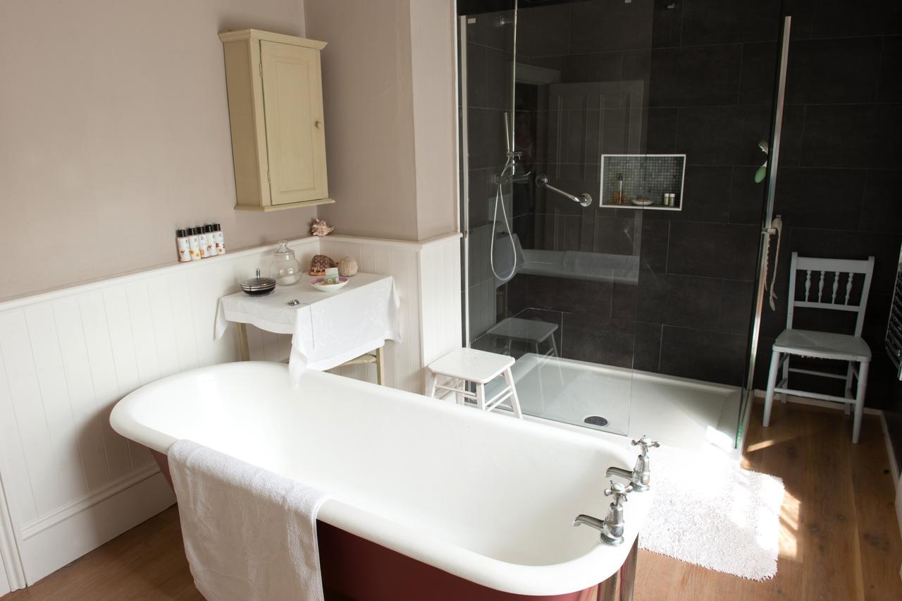 Lough Bawn House Bed & Breakfast Collinstown  Екстериор снимка